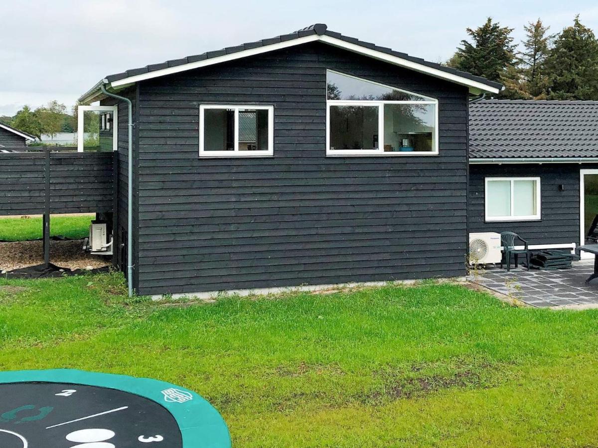 10 Person Holiday Home In Ansager Exterior foto